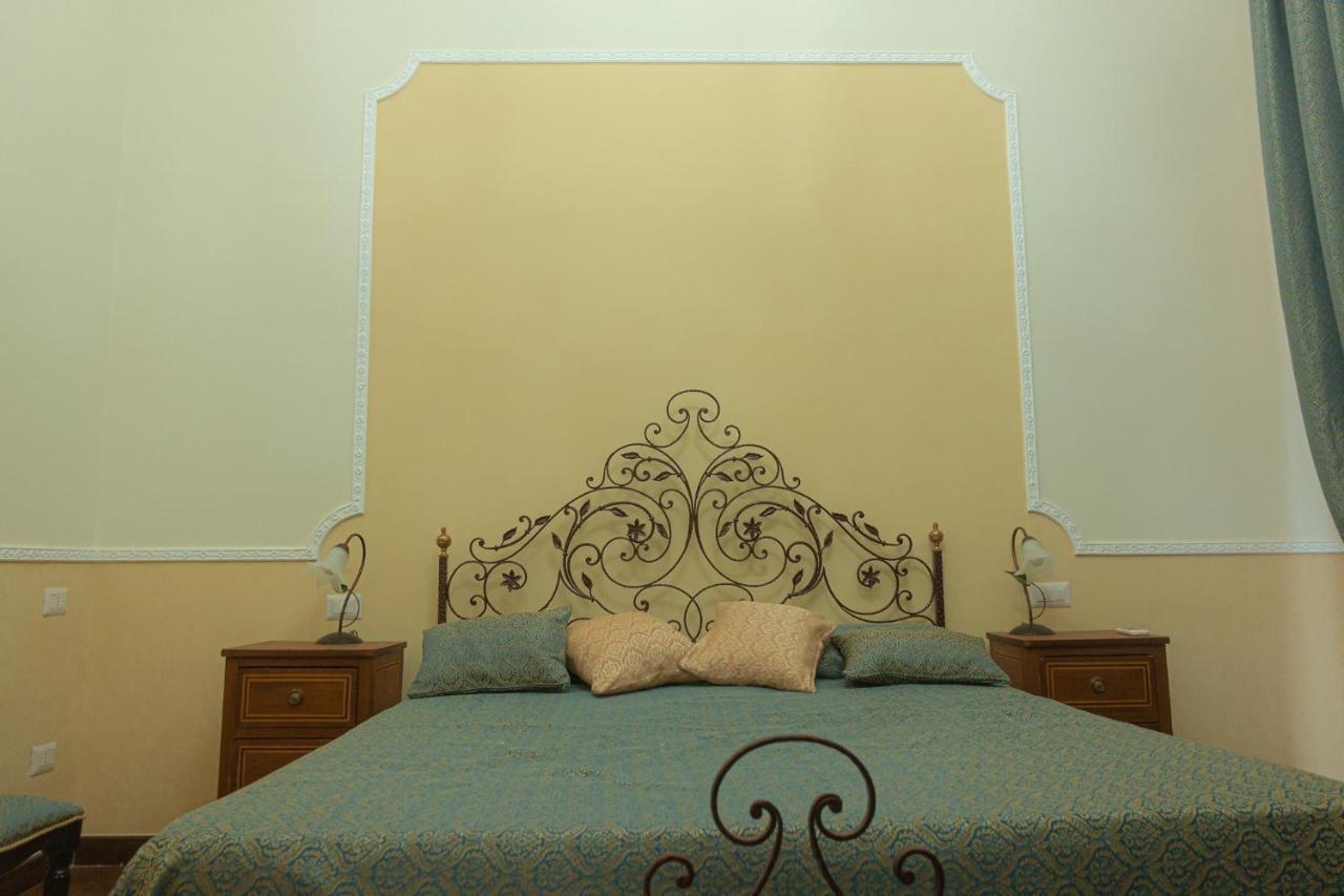 Palazzo Capece Apartment Caivano Exterior photo